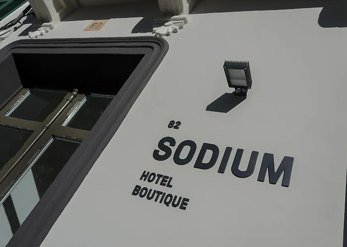 Sodium Boutique מלון סיוטאדלה